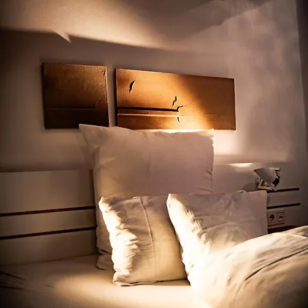 Design & Restaurant Loewen 4* Ulm