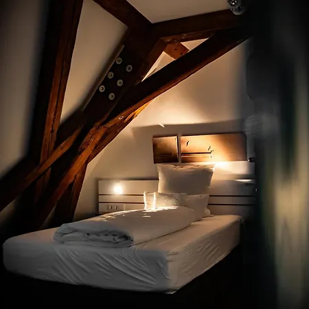 Design & Restaurant Loewen Otel