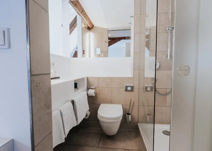 Design & Restaurant Loewen 4*