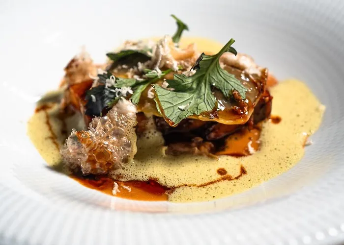 Design & Restaurant Loewen מלון 4*