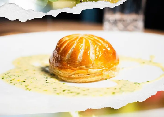 Design & Restaurant Loewen מלון אולם